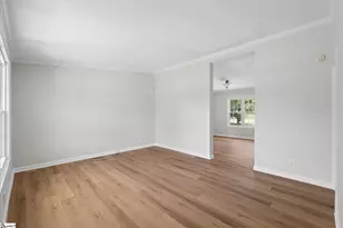 425 Roe Rd, Greenville, SC 29611 - Photo 6