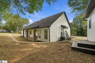 201 Maple St, Lyman, SC 29365 - Photo 28