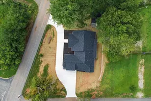 201 Maple St, Lyman, SC 29365 - Photo 32