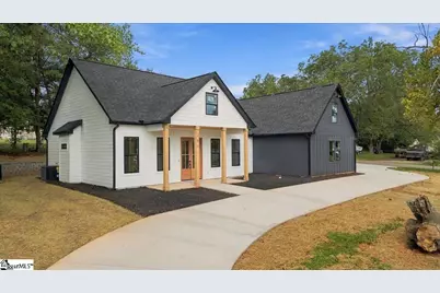 201 Maple Street, Lyman, SC 29365 - Photo 2
