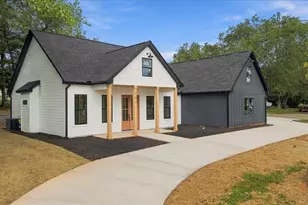 201 Maple St, Lyman, SC 29365 - Photo 2
