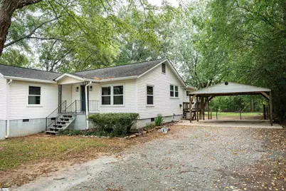 180 Brock Street, Inman, SC 29349 - Photo 2
