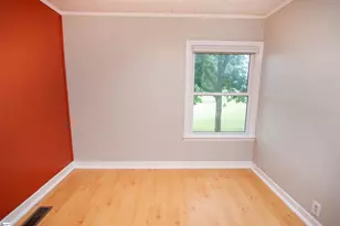 180 Brock St, Inman, SC 29349 - Photo 16