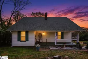 312 E A Ave, Easley, SC 29640 - Photo 2