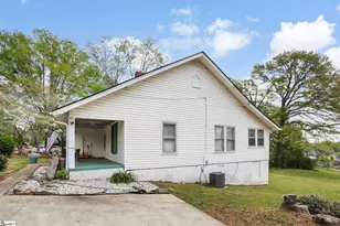 312 E A Ave, Easley, SC 29640 - Photo 24