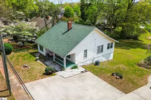 312 E A Ave, Easley, SC 29640 - Photo 28