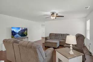 664 Hardwood Dr, Boiling Springs, SC 29316 - Photo 8