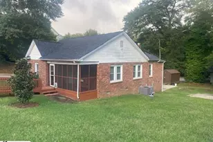 20 Lindberg Ave, Greenville, SC 29601 - Photo 2