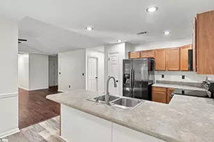 331 Monti Dr, Anderson, SC 29625 - Photo 4