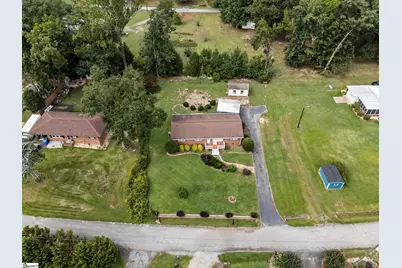 808 Primrose Lane, Spartanburg, SC 29303 - Photo 2