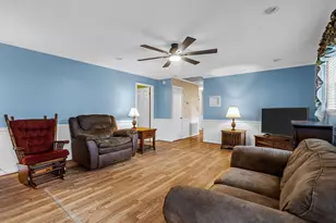 808 Primrose Ln, Spartanburg, SC 29303 - Photo 6