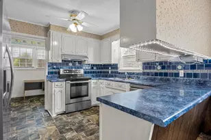 808 Primrose Ln, Spartanburg, SC 29303 - Photo 14