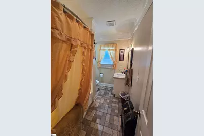 202 W Dorchester Boulevard, Greenville, SC 29605 - Photo 10