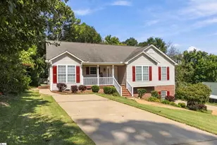 125 Woodcreek Dr, Spartanburg, SC 29303 - Photo 2