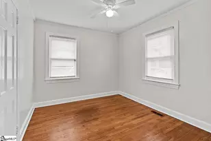 606 Cedar St, Clinton, SC 29325 - Photo 10