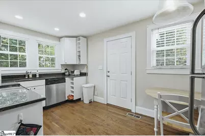 8 Charlotte Street, Greenville, SC 29607 - Photo 34