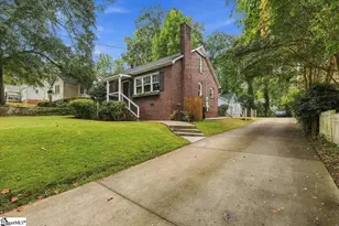 8 Charlotte St, Greenville, SC 29607 - Photo 2