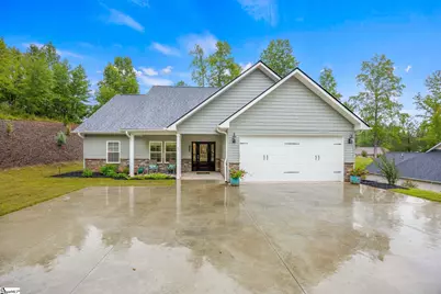 475 Twin View Drive, Westminster, SC 29693 - Photo 1