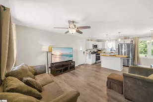 309 E Hampton Ave, Honea Path, SC 29654 - Photo 4