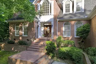 209 Sandstone Dr, Taylors, SC 29687 - Photo 2