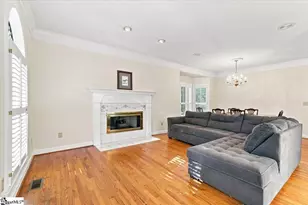 209 Sandstone Dr, Taylors, SC 29687 - Photo 4