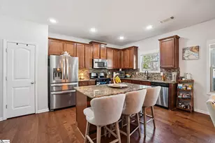 604 Jones Peak Dr, Simpsonville, SC 29681 - Photo 10