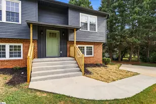 101 Agewood Dr, Simpsonville, SC 29680 - Photo 2
