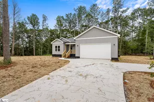 2202 White St Ext, Anderson, SC 29624 - Photo 2