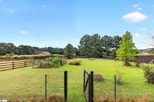 369 Silver Lake Rd, Duncan, SC 29334 - Photo 40
