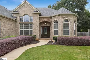 216 Kilburn Ln, Travelers Rest, SC 29690 - Photo 2