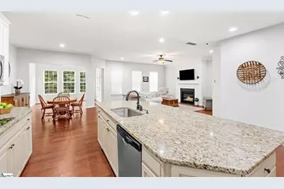 51 Barlow Court, Simpsonville, SC 29681 - Photo 8