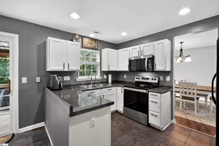 615 Eldredge Ct, Moore, SC 29369 - Photo 2