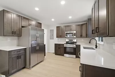 211 Elaine Avenue, Taylors, SC 29687 - Photo 14