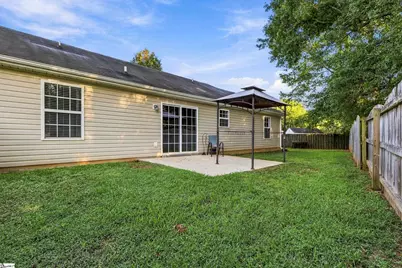 106 Landing Lane, Simpsonville, SC 29681 - Photo 18