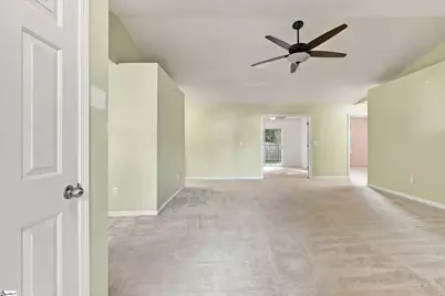106 Landing Lane, Simpsonville, SC 29681 - Photo 2