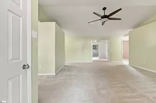 106 Landing Ln, Simpsonville, SC 29681 - Photo 2