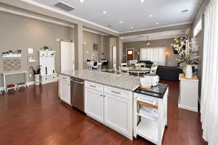 305 Pinckney St, Greenville, SC 29601 - Photo 8