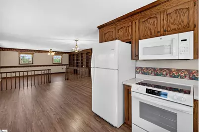 3858 N Highway 101, Greer, SC 29651 - Photo 12