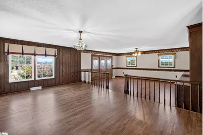3858 N Highway 101, Greer, SC 29651 - Photo 8