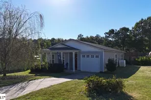 120 Botany Dr, Laurens, SC 29360 - Photo 2