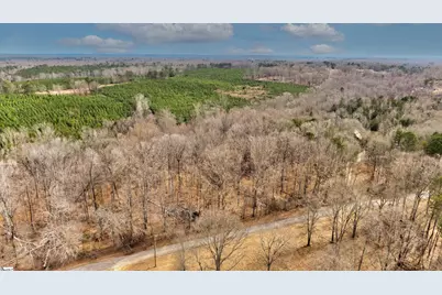 218 Lakeview Circle, Woodruff, SC 29388 - Photo 6