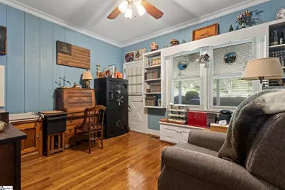 330 E Park Drive, Spartanburg, SC 29302 - Photo 8