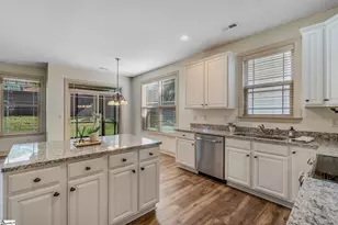 6 Dolerite Dr, Taylors, SC 29687 - Photo 4