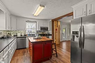 24 Enoree Rd, Travelers Rest, SC 29690 - Photo 10