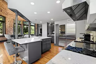 102 N Main St, Greenville, SC 29601 - Photo 18