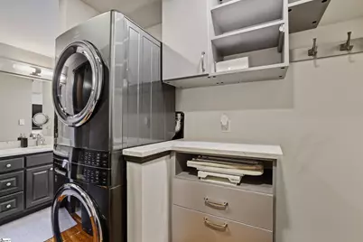 102 N Main Street #Unit D, Greenville, SC 29601 - Photo 30