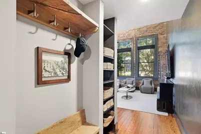 102 N Main Street #Unit D, Greenville, SC 29601 - Photo 6