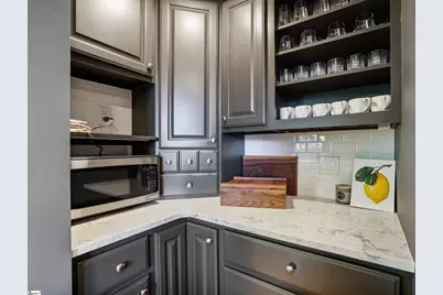 102 N Main Street #Unit D, Greenville, SC 29601 - Photo 20