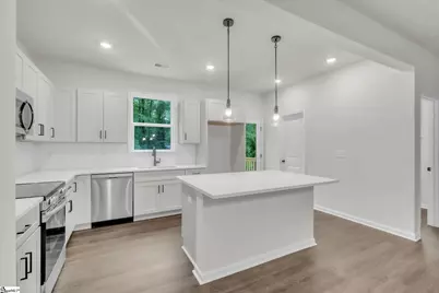 302 Satterfield Drive, Greenville, SC 29611 - Photo 4