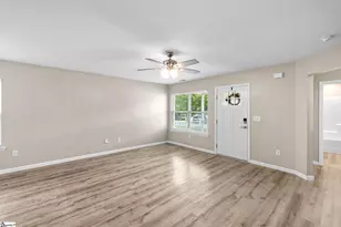 141 Cosmos Ln, Greer, SC 29651 - Photo 4